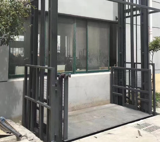 浮梁导轨式施工升降机助力民生工程提速增效